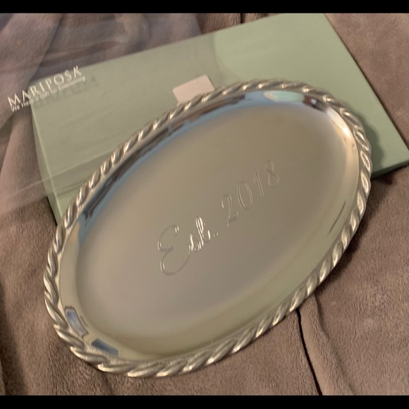 NIB Mariposa “est 2018” metal dish - Picture 6 of 8